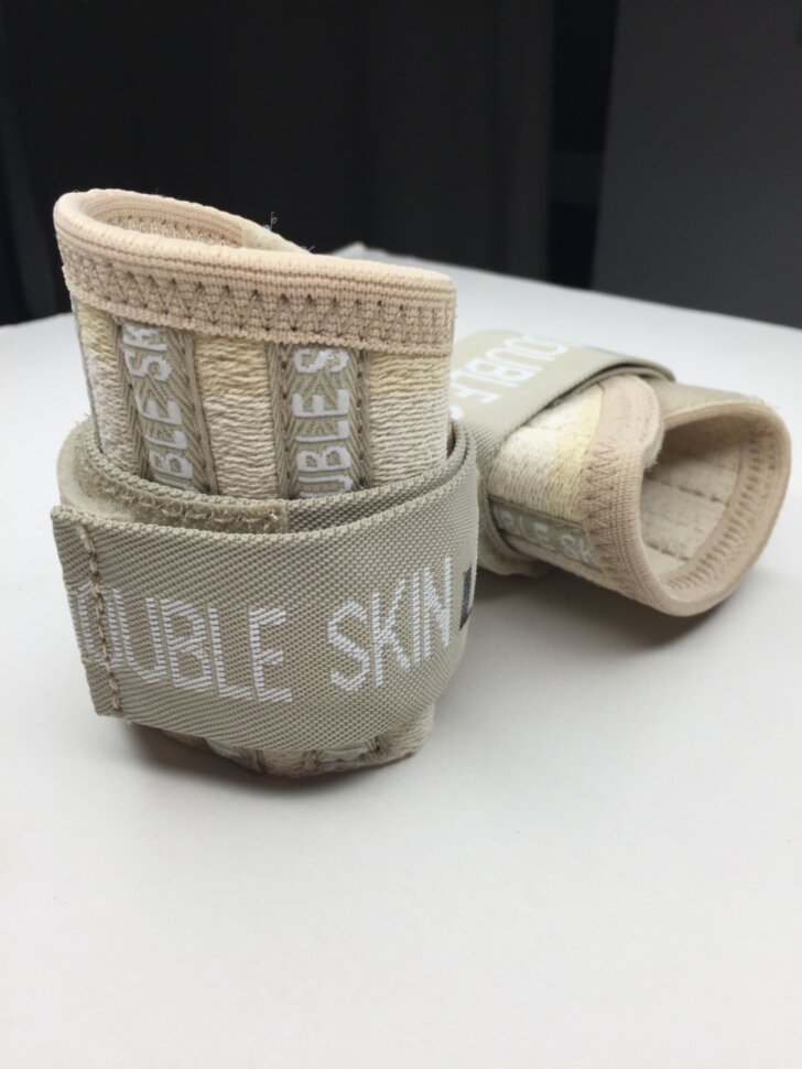 Фиксаторы запястья эластичные (пара)